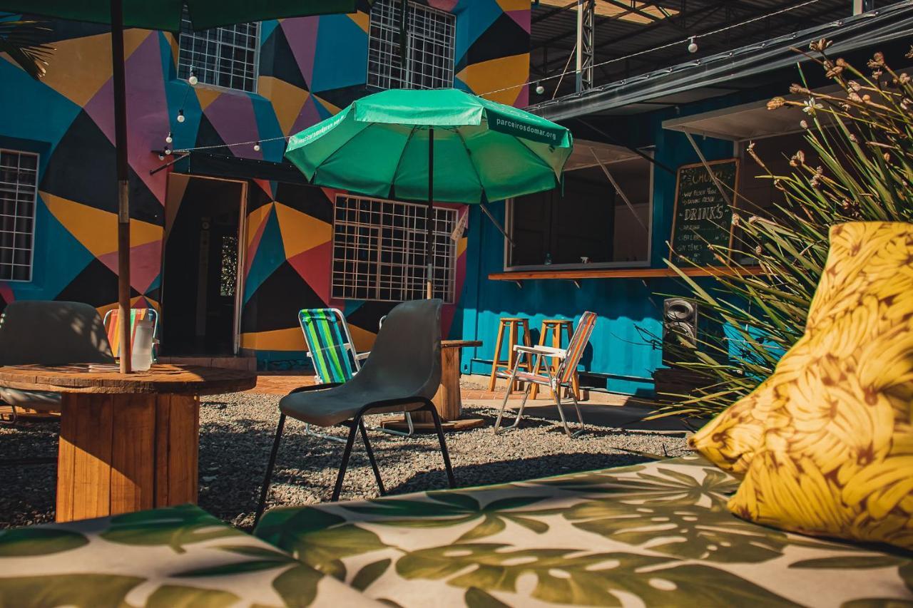 Social Hostel Cafe E Bar 쿠리치바 외부 사진