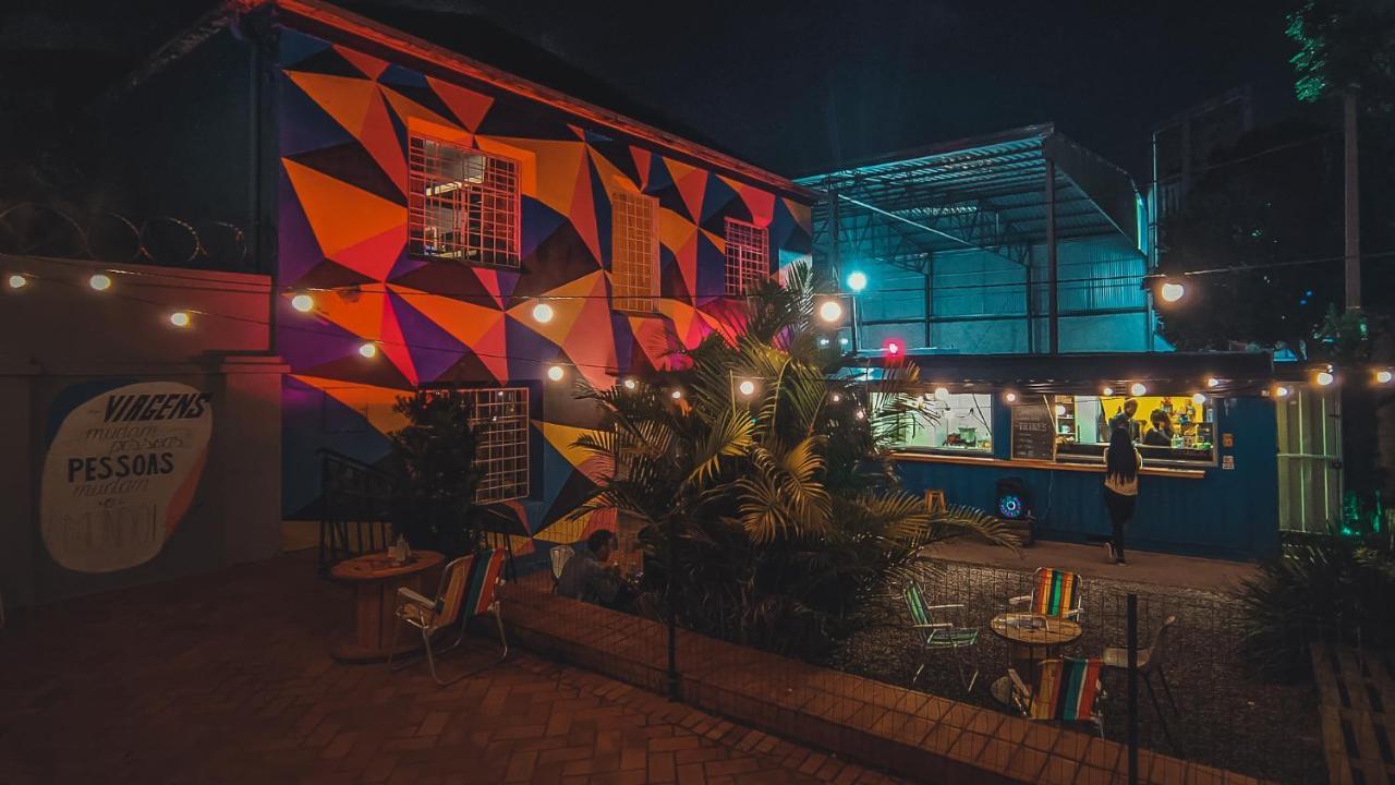 Social Hostel Cafe E Bar 쿠리치바 외부 사진