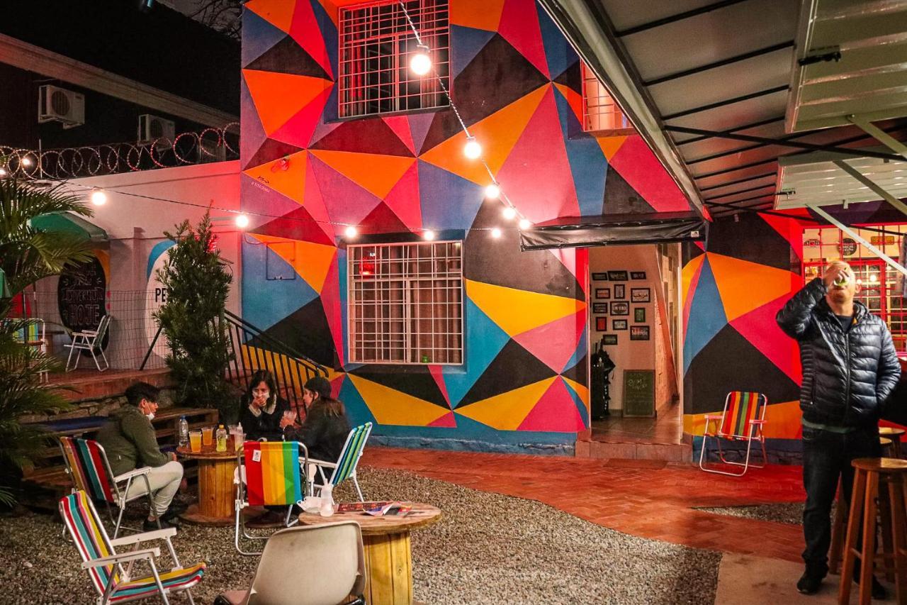 Social Hostel Cafe E Bar 쿠리치바 외부 사진