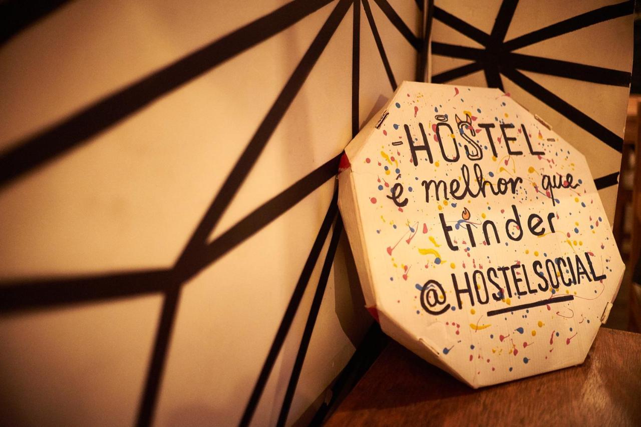 Social Hostel Cafe E Bar 쿠리치바 외부 사진