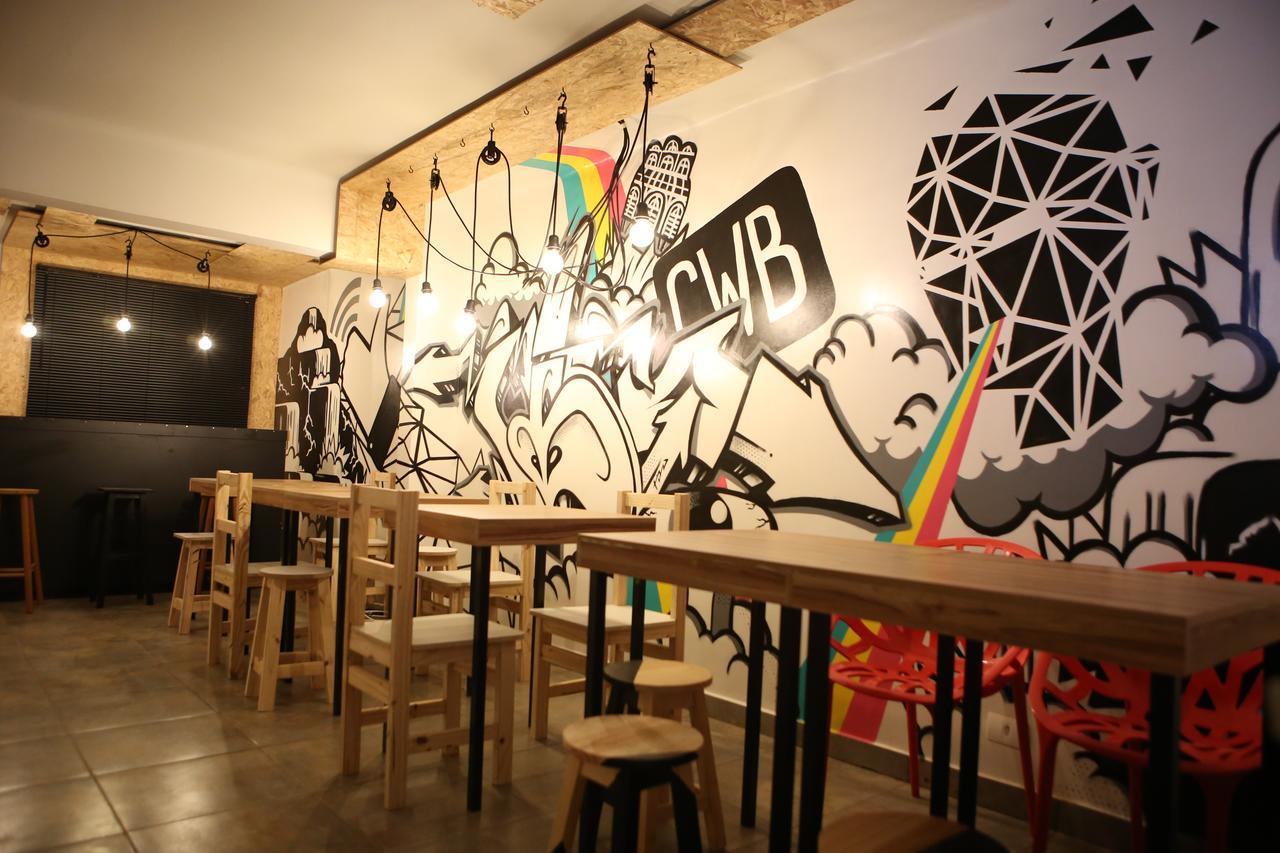 Social Hostel Cafe E Bar 쿠리치바 외부 사진