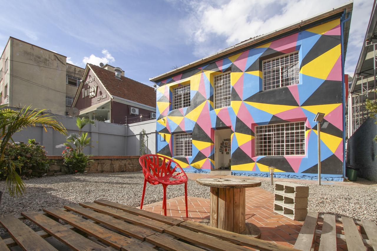 Social Hostel Cafe E Bar 쿠리치바 외부 사진